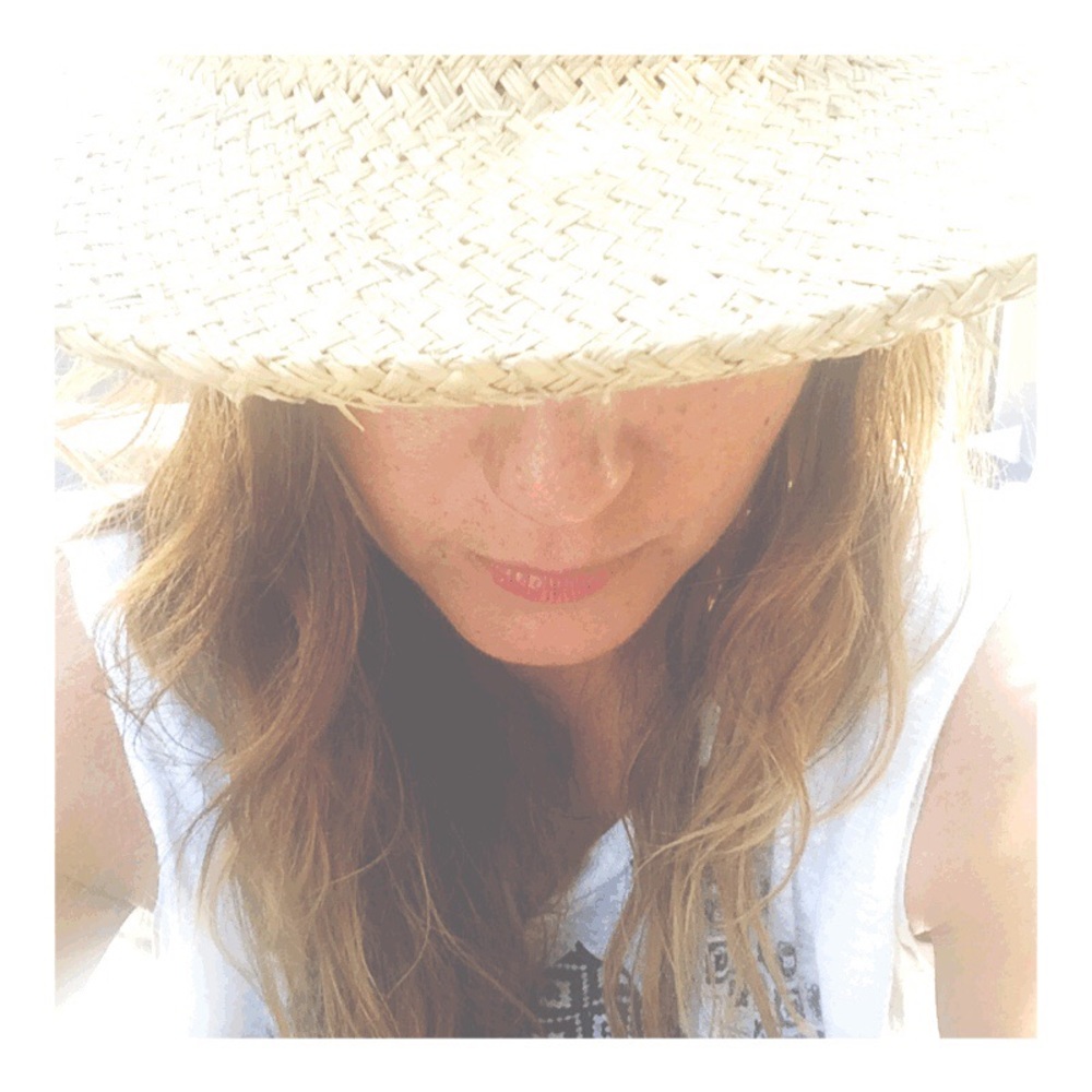 Meet your Posher, Hayley